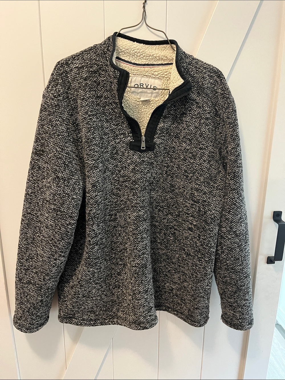 Orvis Men’s Black and Gray Quarter Zip-Up Sherpa Collar Sweater